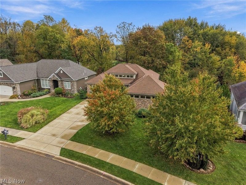 1137 Laurel Green Drive NE, North Canton, OH 44720 Photo 6