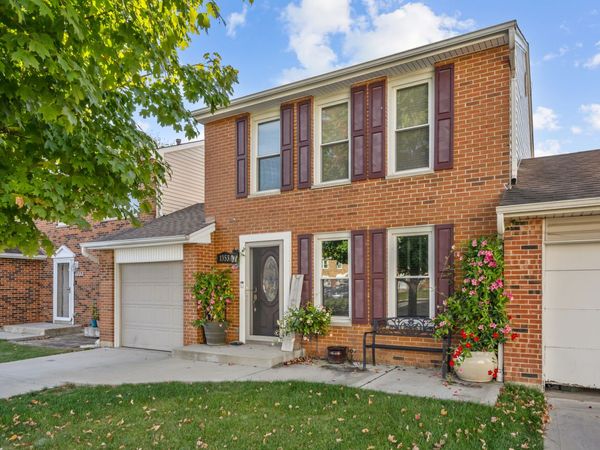 1353 Portsmouth Court , Carol Stream, IL 60188
