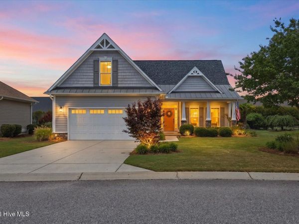 8175 Garden Pointe Drive NE, Leland, NC 28451