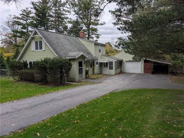 434 Warren Avenue , Rochester, NY 14618