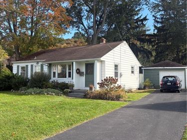 935 Seneca Street, Lewiston, NY 14092
