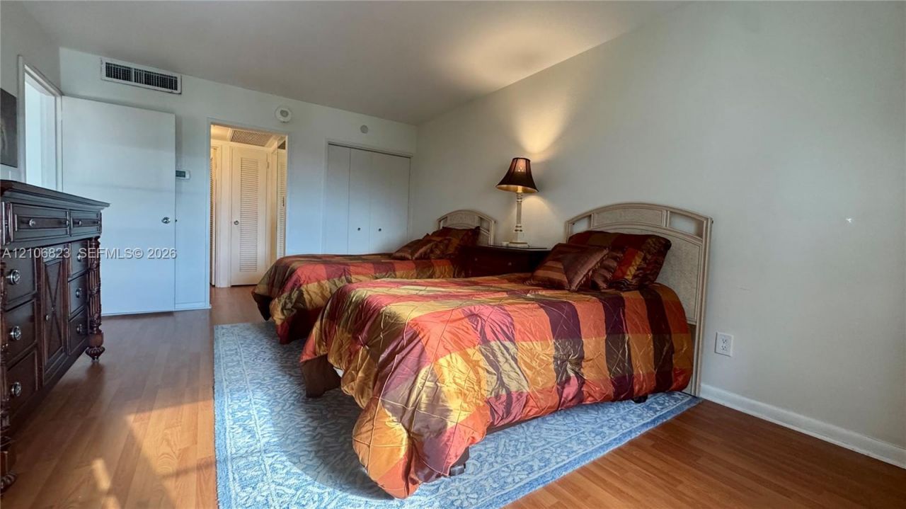 5161 Collins Avenue, Unit 515, Miami Beach, FL 33140 Photo