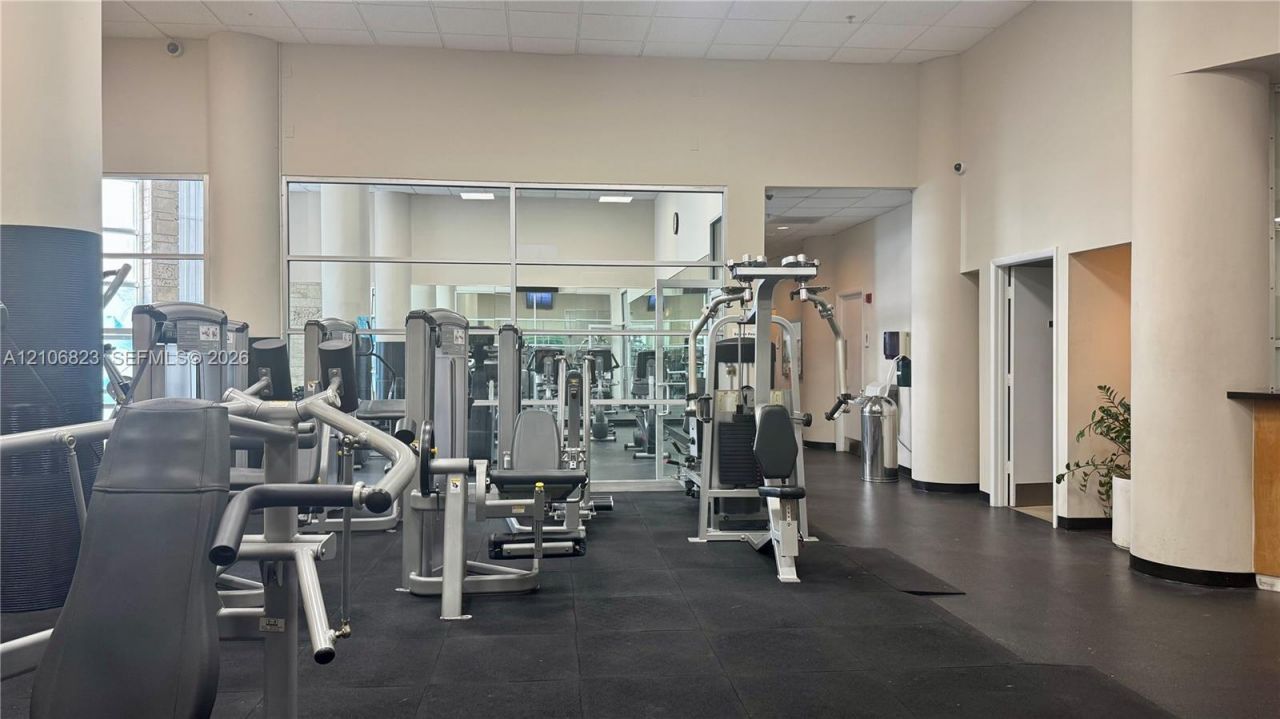 5161 Collins Avenue, Unit 515, Miami Beach, FL 33140 Photo