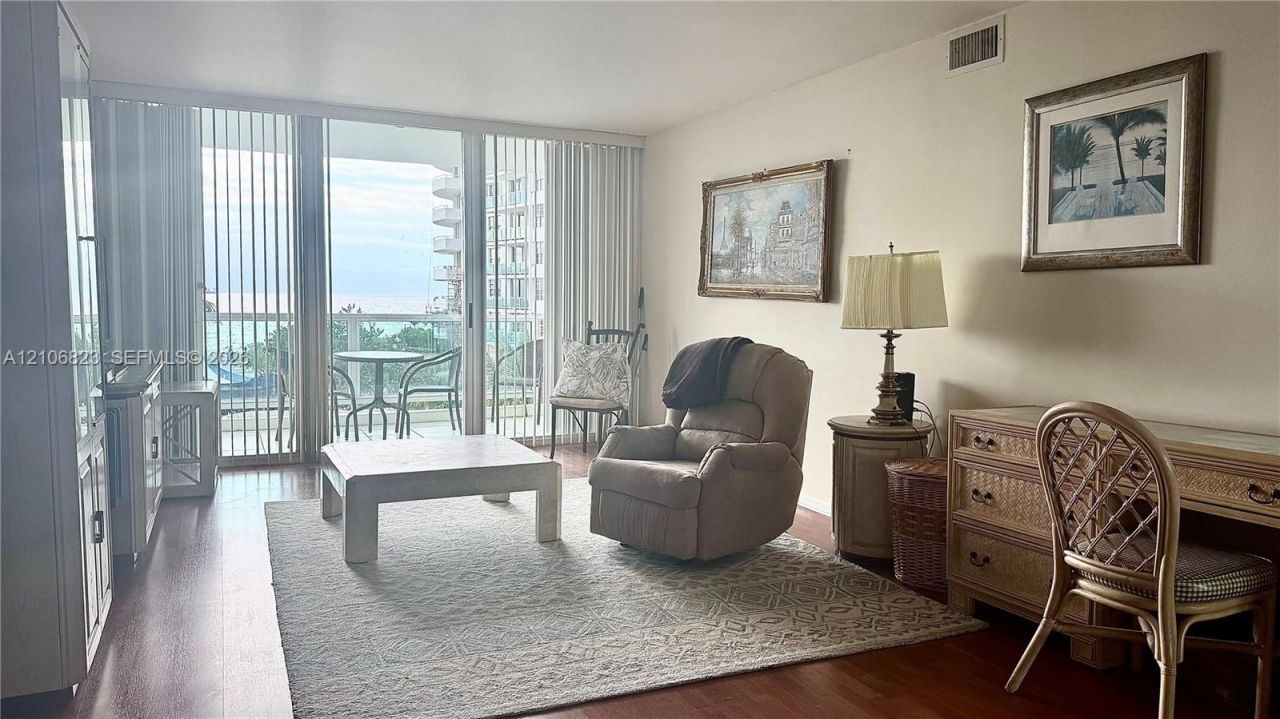 5161 Collins Avenue, Unit 515, Miami Beach, FL 33140 Photo
