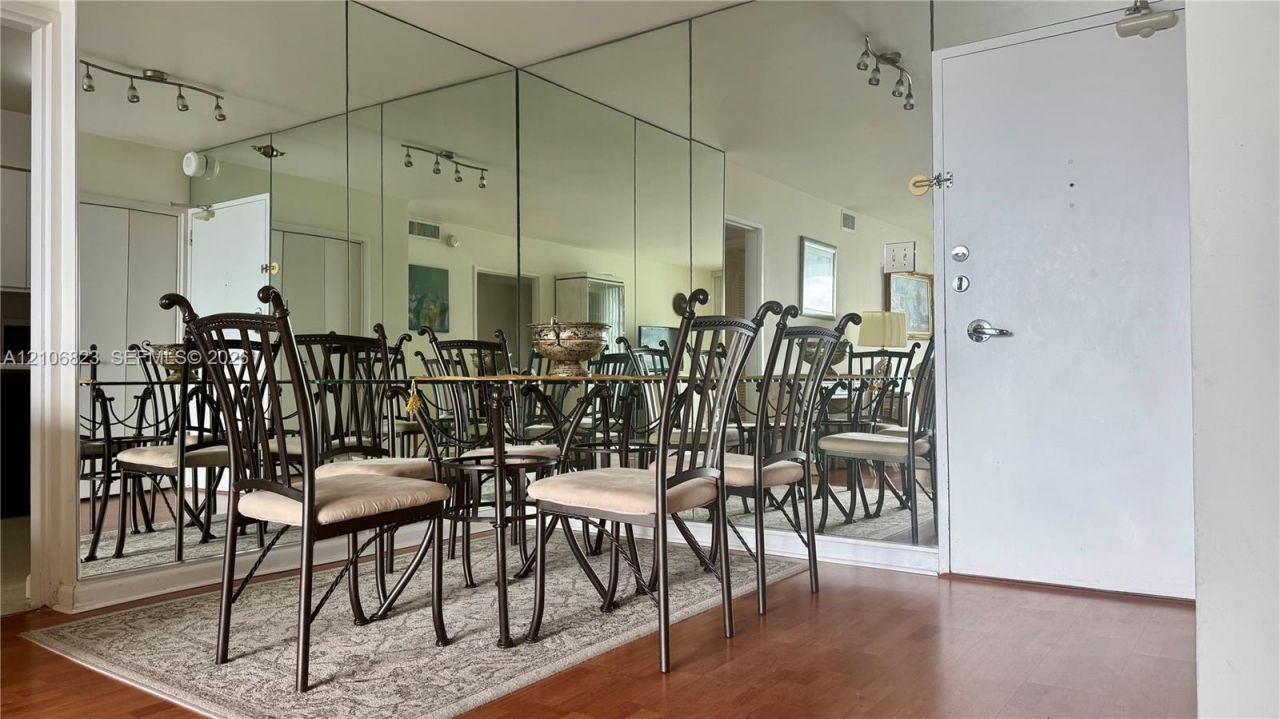 5161 Collins Avenue, Unit 515, Miami Beach, FL 33140 Photo