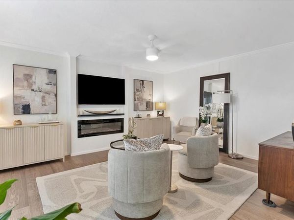 1106 Country Club Lane, Unit 101, Fort Worth, TX 76112