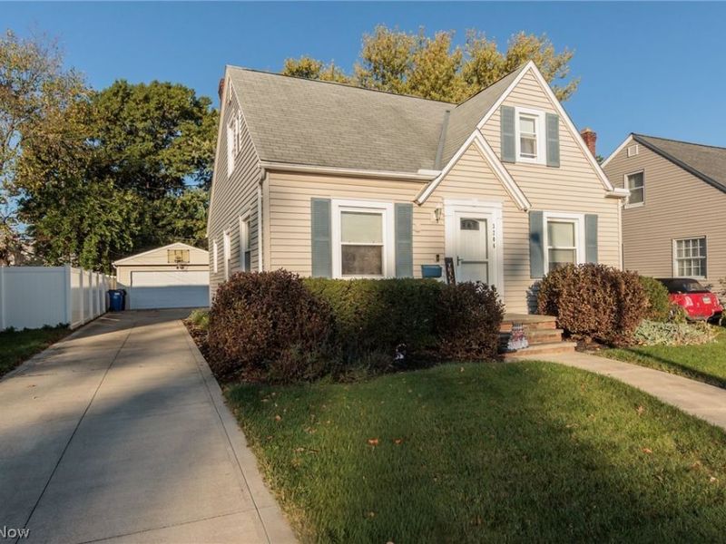 3206 W 138th Street, Cleveland, OH 44111 Photo 2