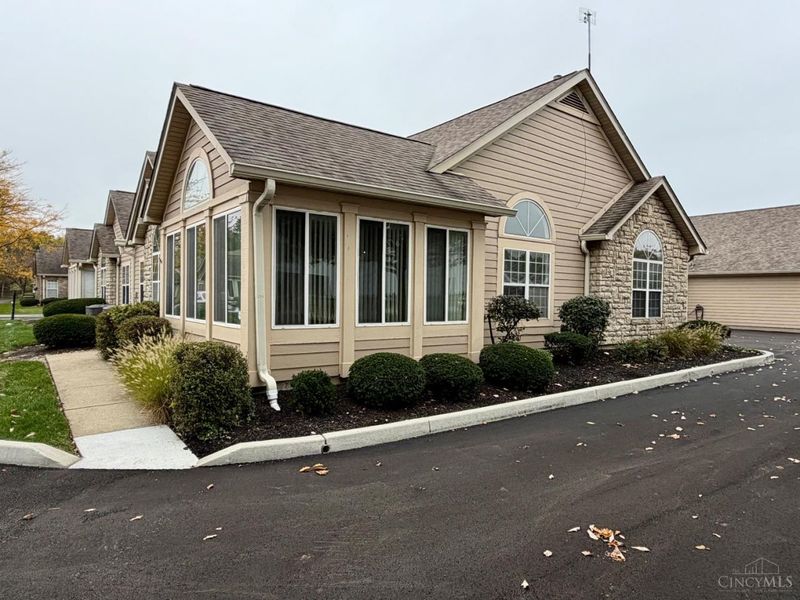 12010 Maxim Way, Symmes Township, OH 45249 Photo 2
