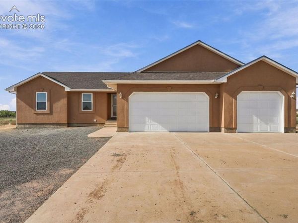1385 N Challenger Drive, Pueblo West, CO 81007