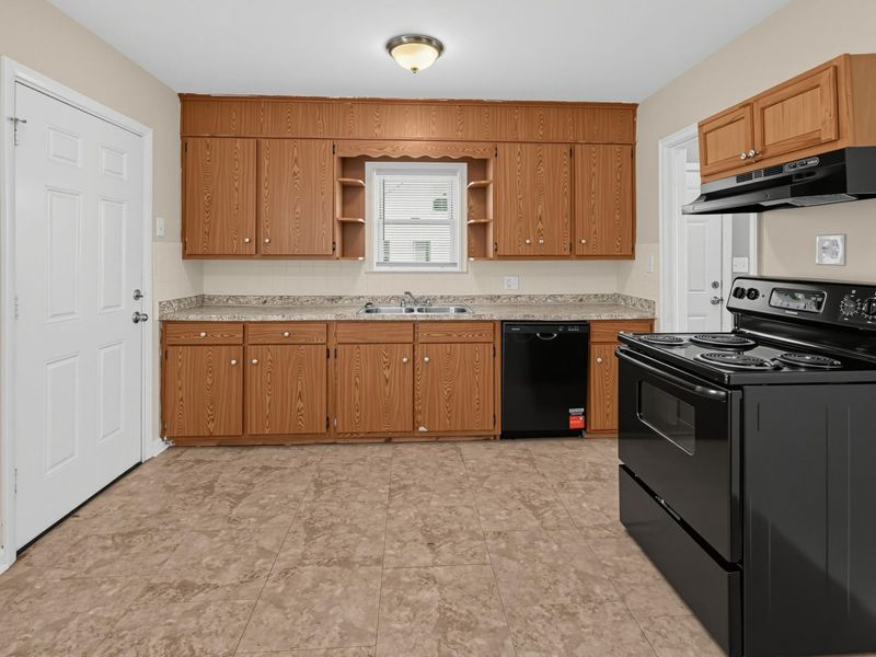 1248 Republic Avenue , Columbus, OH 43211 Photo 9