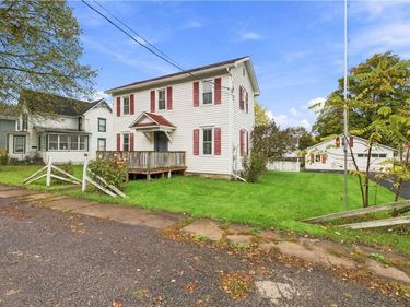 121 South Avenue , Penn Yan, NY 14527