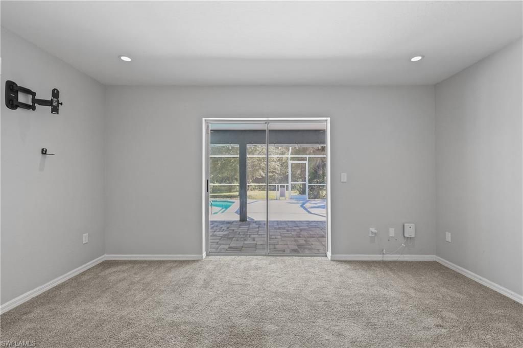 418 Edison Ave, Lehigh Acres, FL 33972 Photo