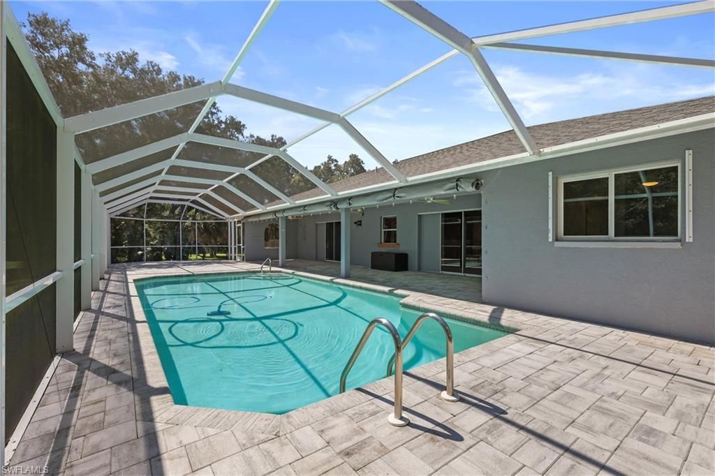 418 Edison Ave, Lehigh Acres, FL 33972 Photo