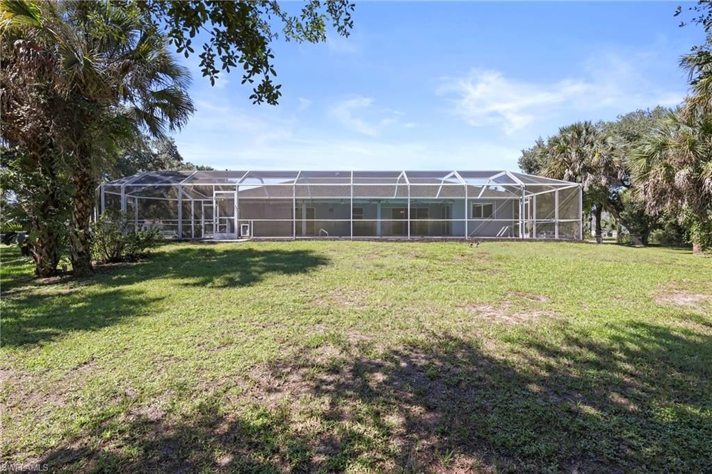 418 Edison Ave, Lehigh Acres, FL 33972 Photo