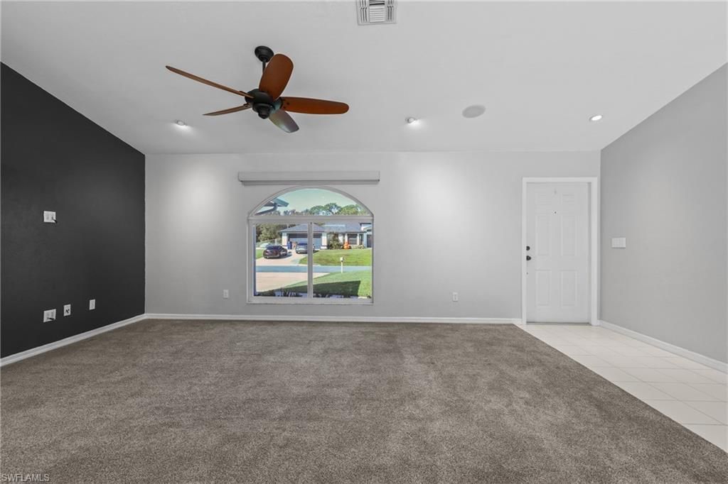 418 Edison Ave, Lehigh Acres, FL 33972 Photo