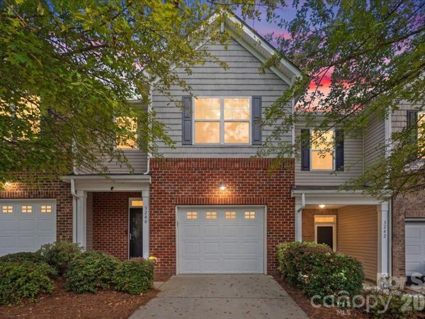 3246 Yarmouth Lane , Gastonia, NC 28056