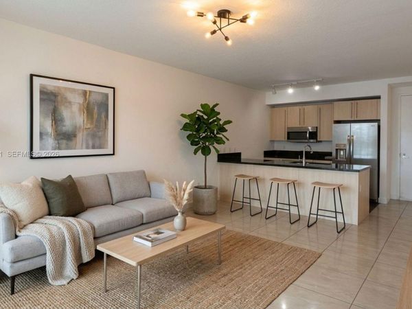 79 SW 12th St , Unit 1102-S, Miami, FL 33130