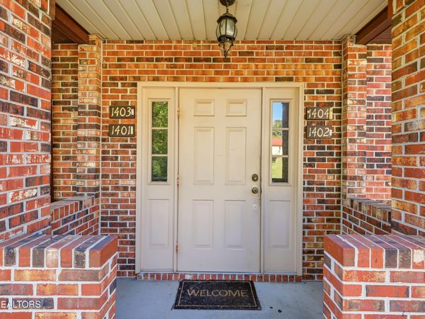 810 Highland Drive, Knoxville, TN 37912