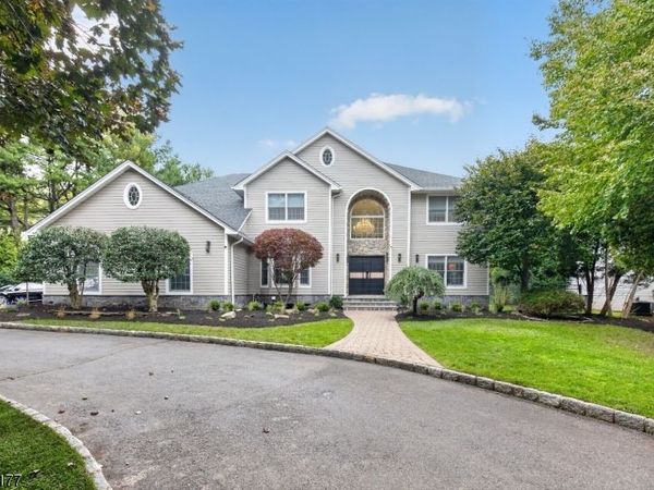 3 Recktenwald Ct, Old Tappan, NJ 07675