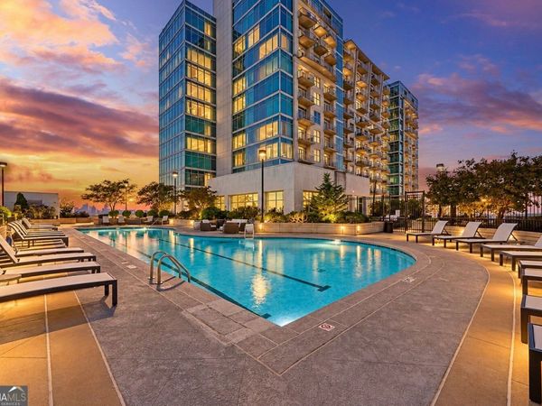 250 Pharr Road NE, Unit 413, Atlanta, GA 30305