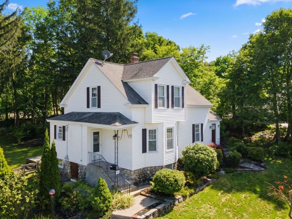 46 Barrett Ave, Worcester, MA 01605