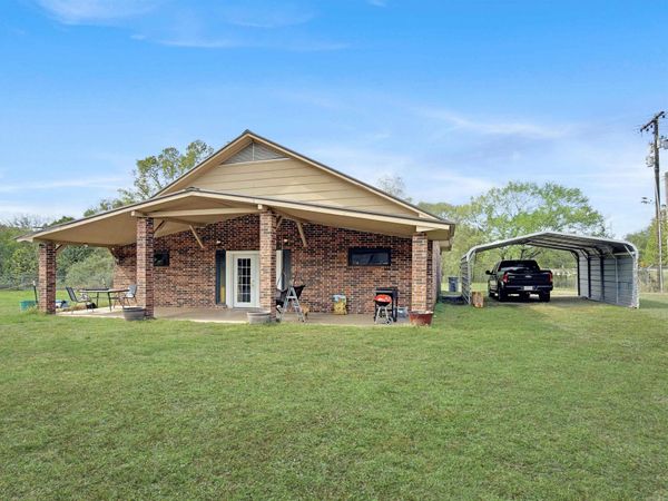 25413 Arkansas 10 , Havana, AR 72842