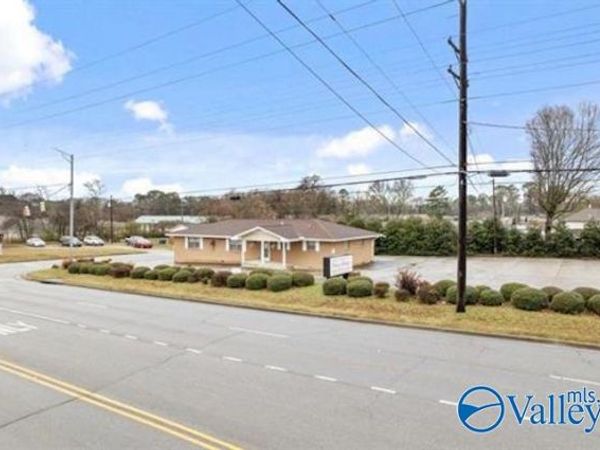 2501 Darby Drive, Florence, AL 35630