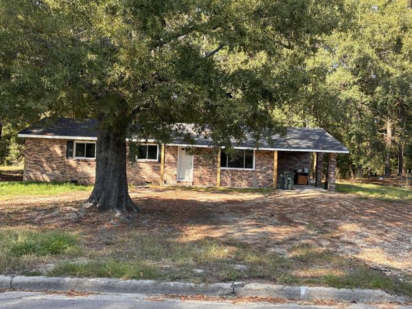 216 E Rankin St., Columbia, MS 39429