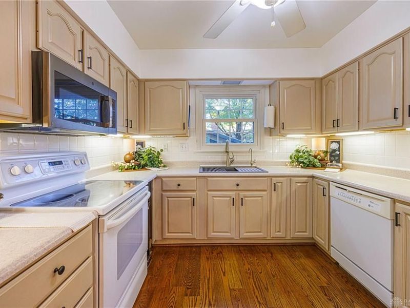 73 Wythe Parish Street, Centerville, OH 45459 Photo 4