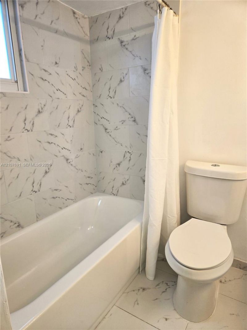8891 SW 36th St , Unit 8893, Miami, FL 33165 Photo