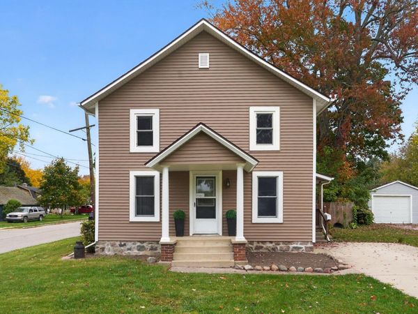 1103 6th Avenue, Lake Odessa, MI 48849