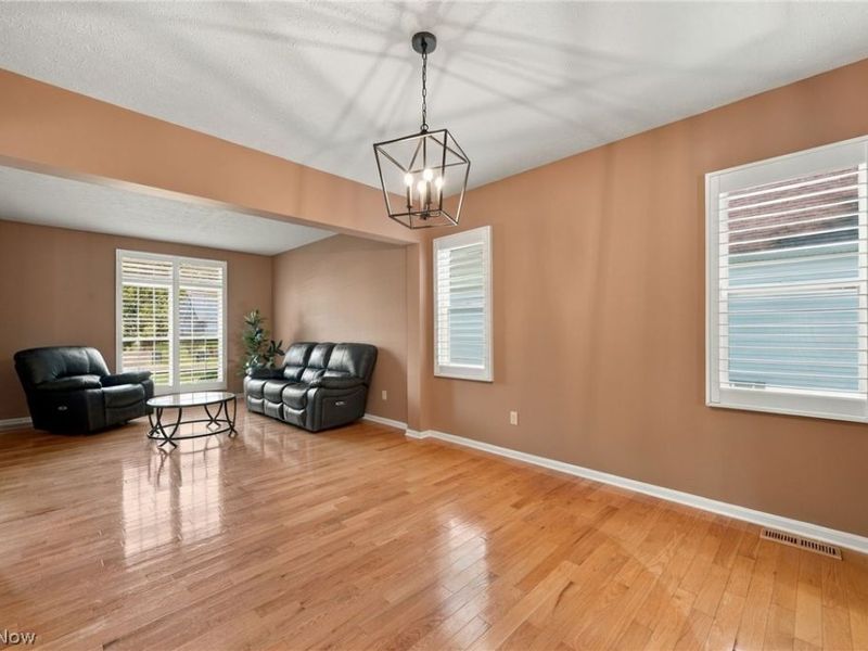 32925 Titus Hill Lane, Avon Lake, OH 44012 Photo 11