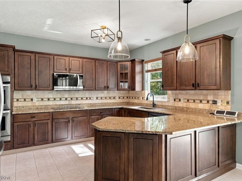 32925 Titus Hill Lane, Avon Lake, OH 44012 Photo 15