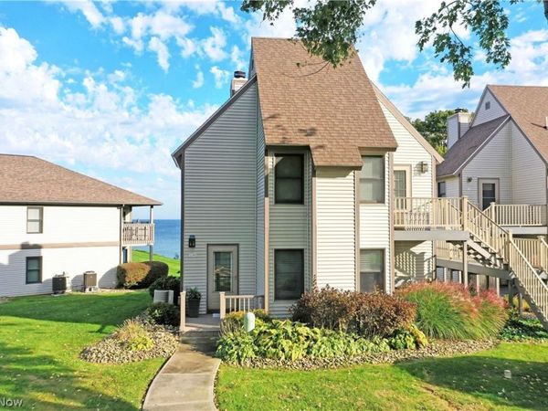 5237 Lake Road W, Unit 611, Ashtabula, OH 44004