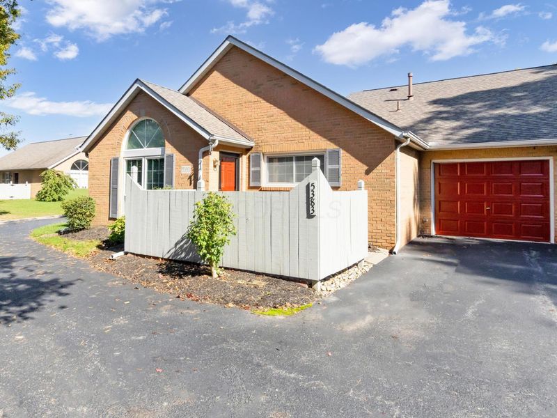 5383 Pond View Drive , Westerville, OH 43081 Photo 2