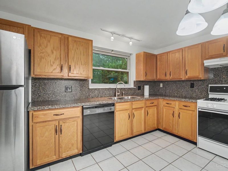 8126 San Marco Court, Madeira, OH 45243 Photo 14