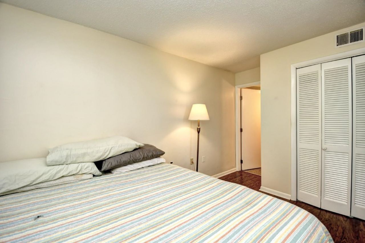 1210 N Waccamaw Dr.  Photo 16