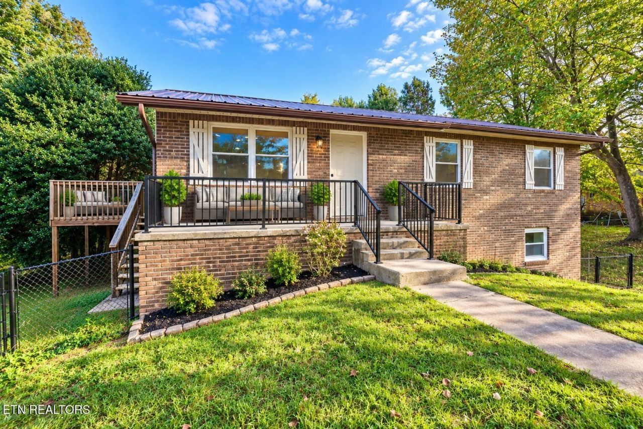 4403 Mace Lane, Knoxville, TN 37938 Main Photo