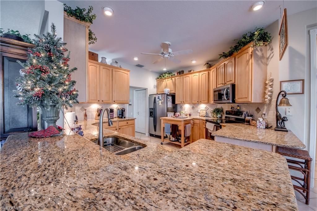 5605 Merlyn Ln, Cape Coral, FL 33914 Photo