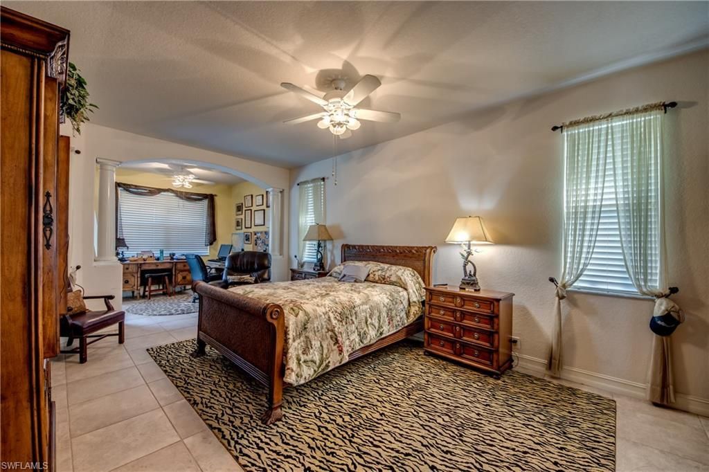 5605 Merlyn Ln, Cape Coral, FL 33914 Photo