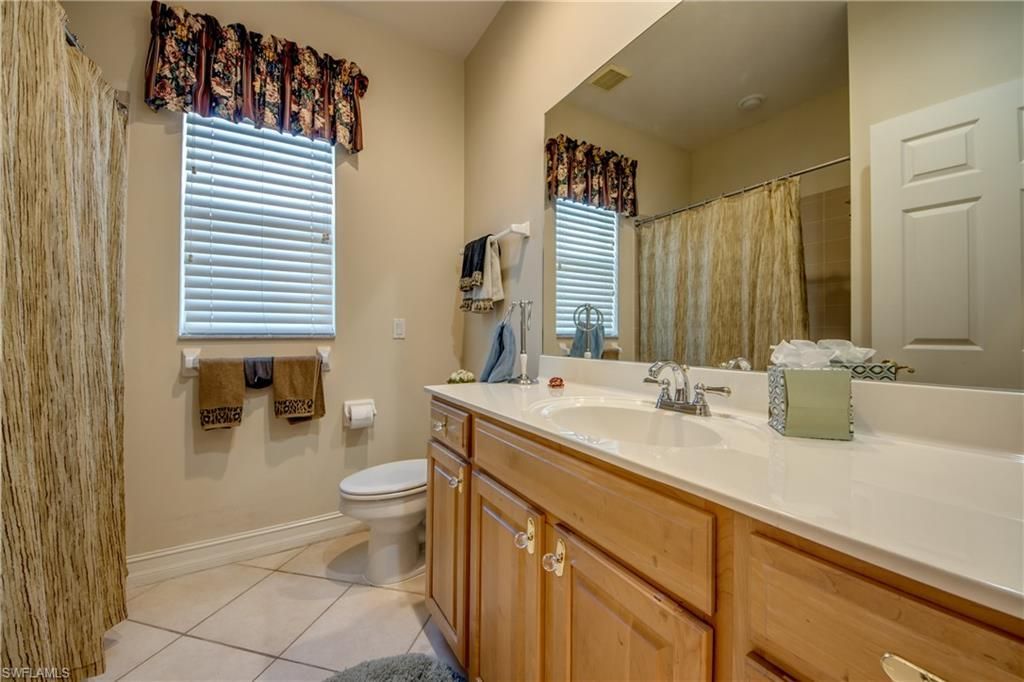 5605 Merlyn Ln, Cape Coral, FL 33914 Photo