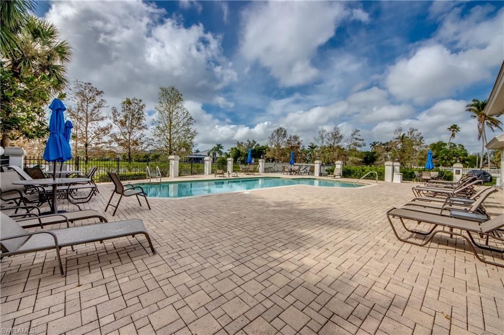5605 Merlyn Ln, Cape Coral, FL 33914 Photo