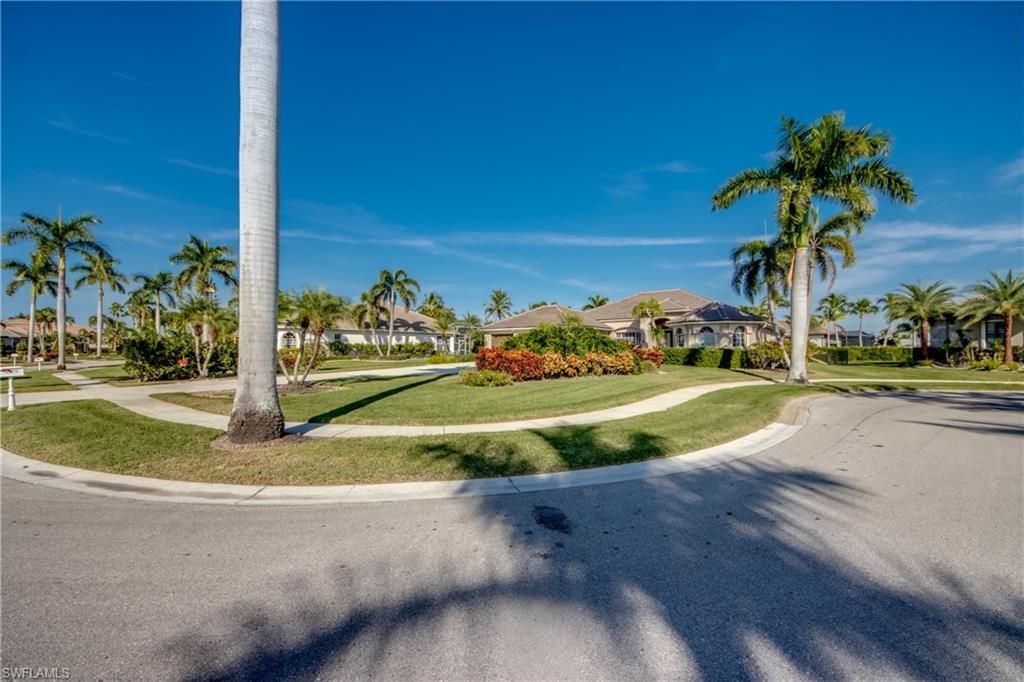 5605 Merlyn Ln, Cape Coral, FL 33914 Photo
