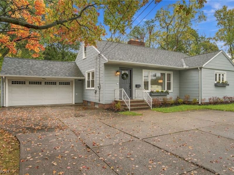 5695 W 220th Street, Fairview Park, OH 44126 Photo 2