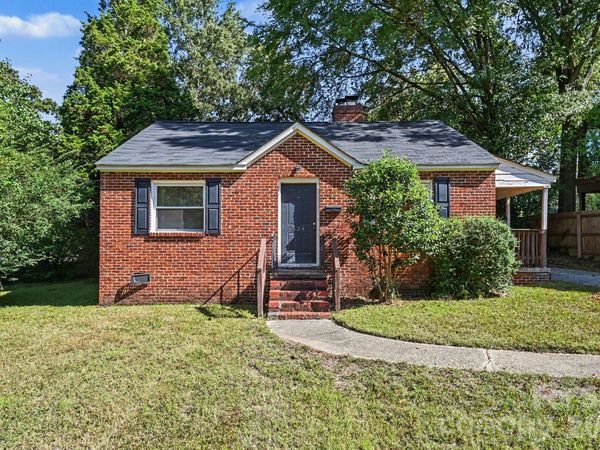 524 Stegall Street , Charlotte, NC 28217
