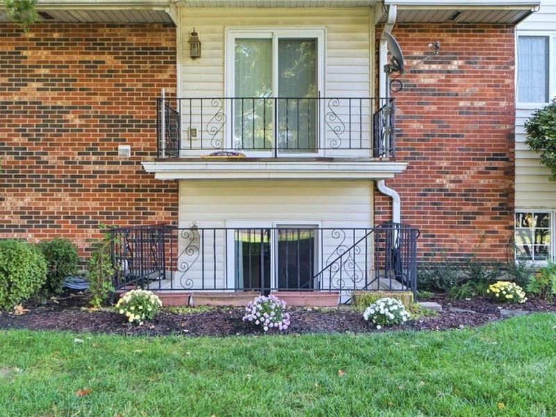 8761 Washington Colony Drive, Dayton, OH 45458 Photo 6