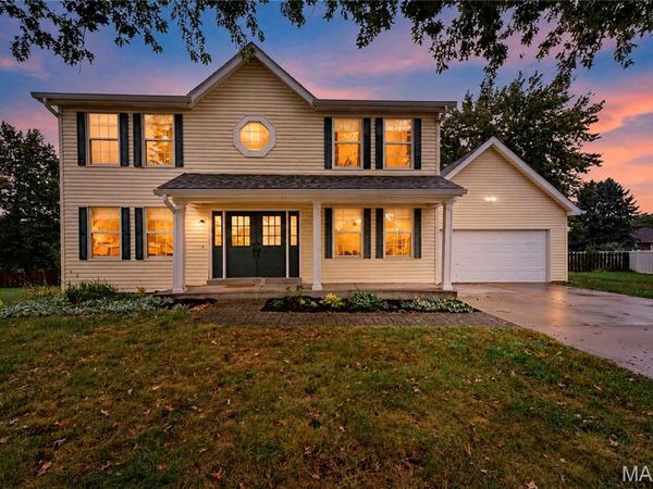 55 Marsala Court , St Charles, MO 63304
