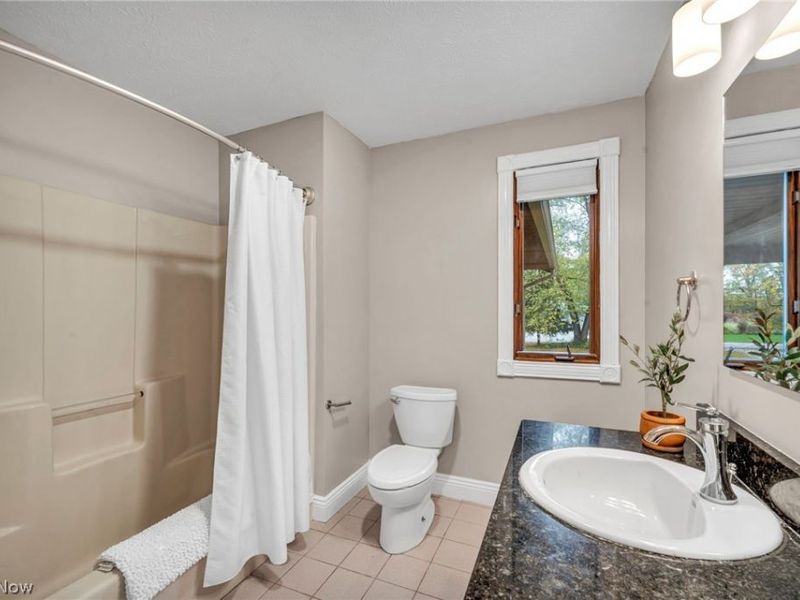 1118 Lake Martin Drive, Kent, OH 44240 Photo 32