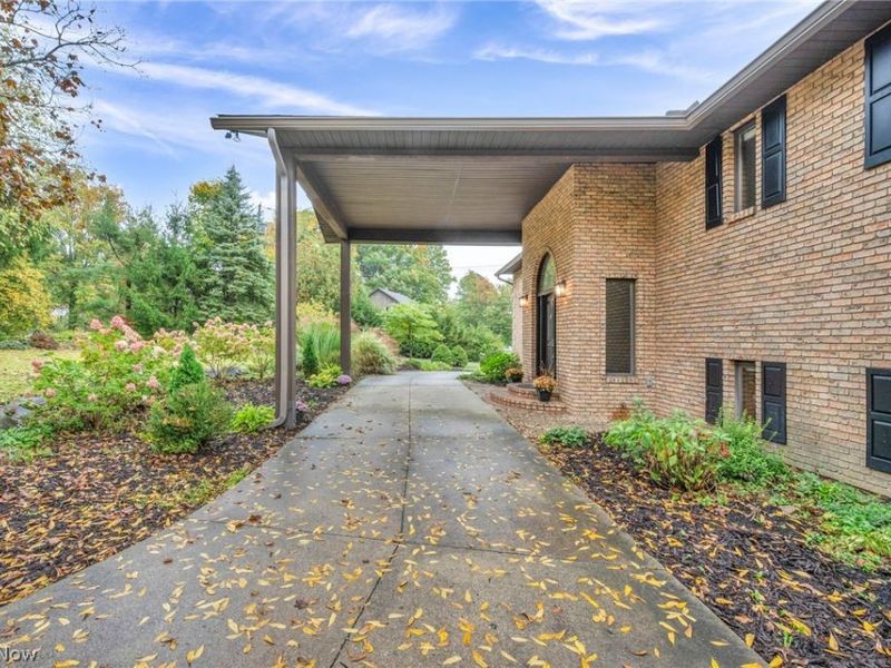 1118 Lake Martin Drive, Kent, OH 44240 Photo 5