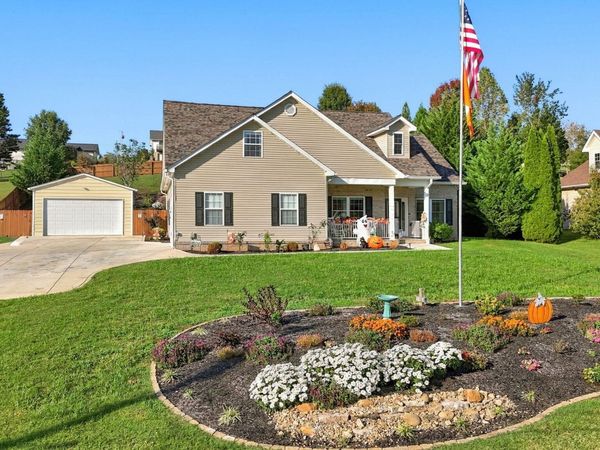131 Raspberry Drive, New Market, TN 37820